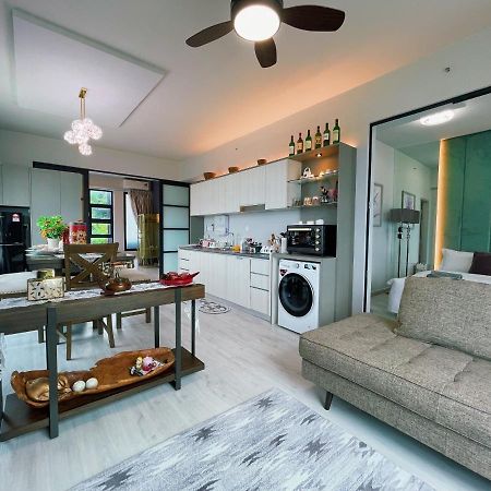 Seaside Lavender Suite Jesselton Quay Citypads Kota Kinabalu Luaran gambar